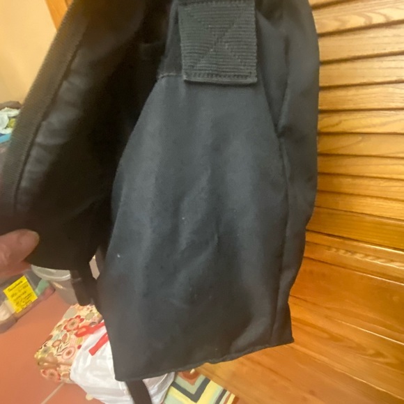 Old Navy Messenger Style Bag - Picture 3 of 9